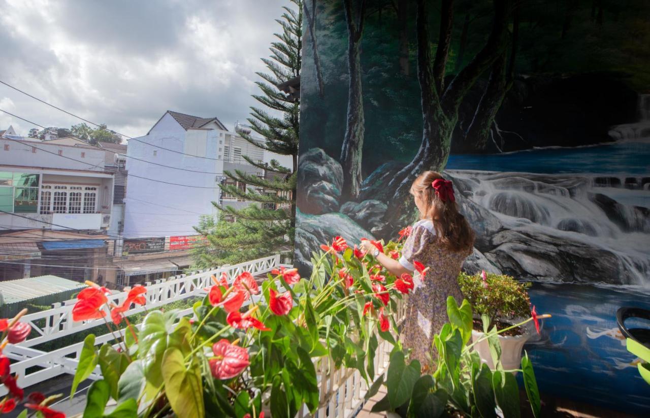 Duy Vinh Hotel Dalat Esterno foto