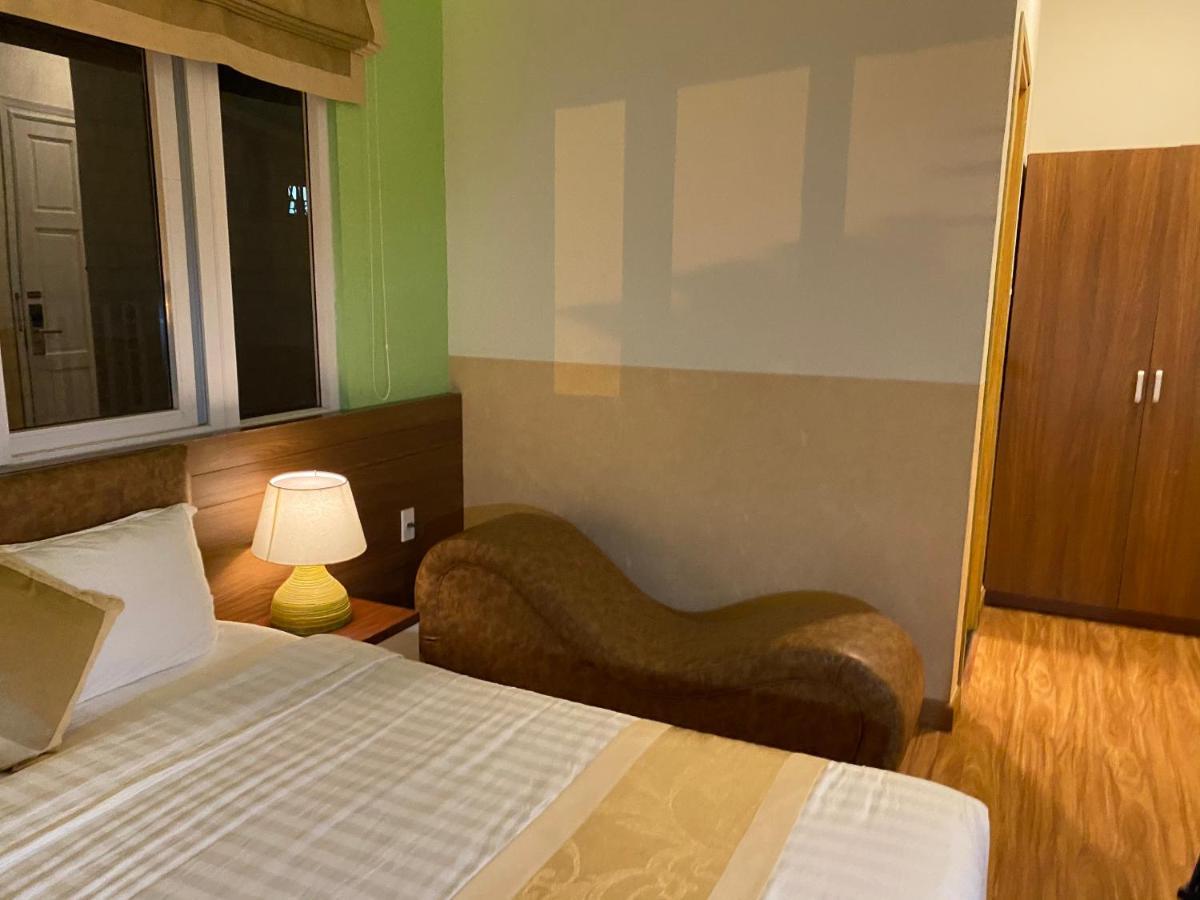 Duy Vinh Hotel Dalat Esterno foto