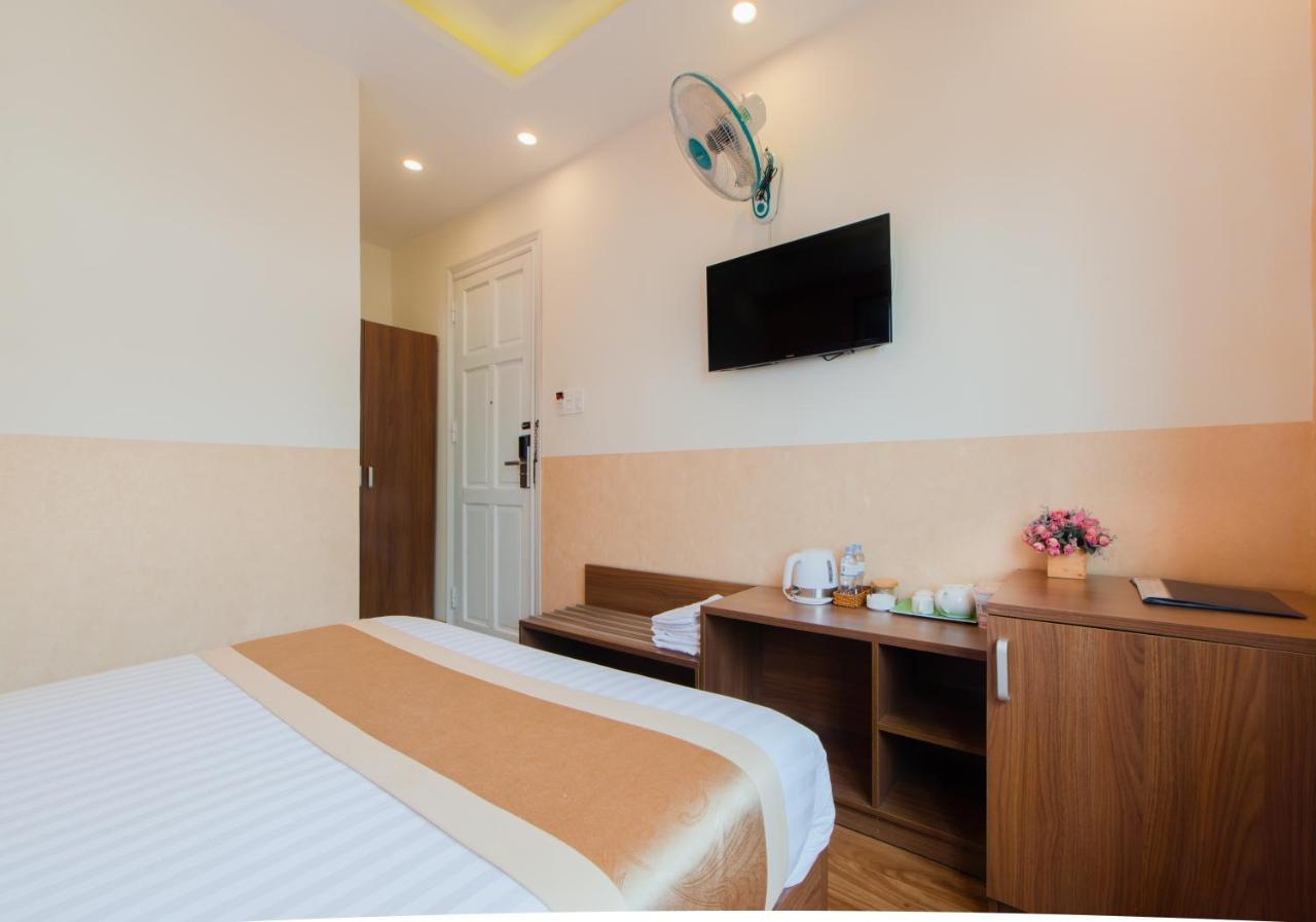 Duy Vinh Hotel Dalat Esterno foto